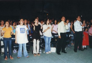 Gereja JKI Injil Kerajaan - Natal 2002 00004